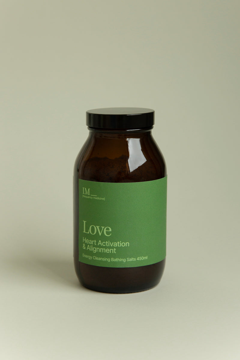 IM_Frequency_medicine_Love_bathsalts in amber jar with green label