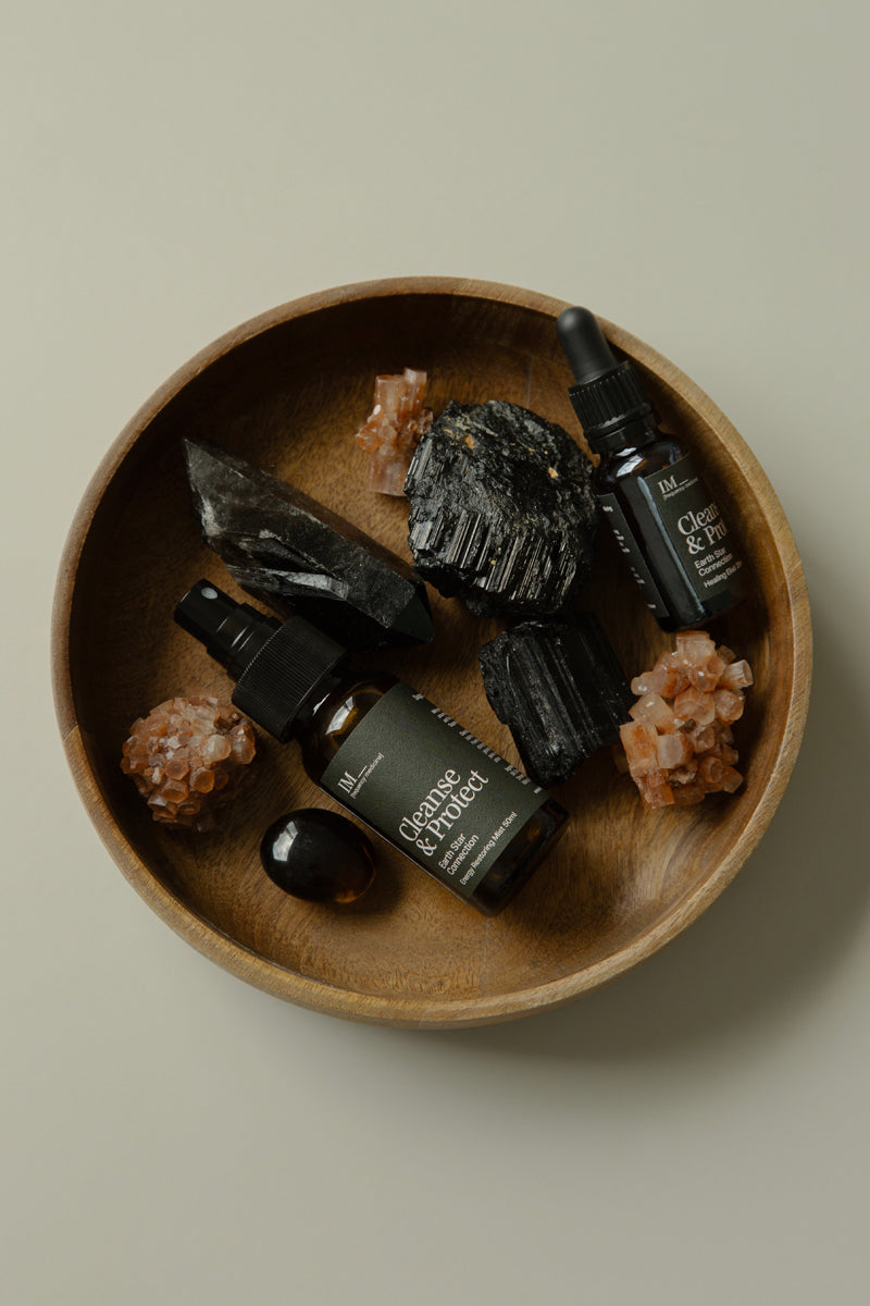 Frequency_medicine_Earth_star_chakra_healing_elixie_tourmaline_aragonite_smokey_quartz