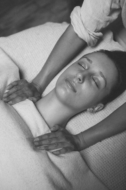 Express Sculpt & Lift: Lymphatic Natural Facial
